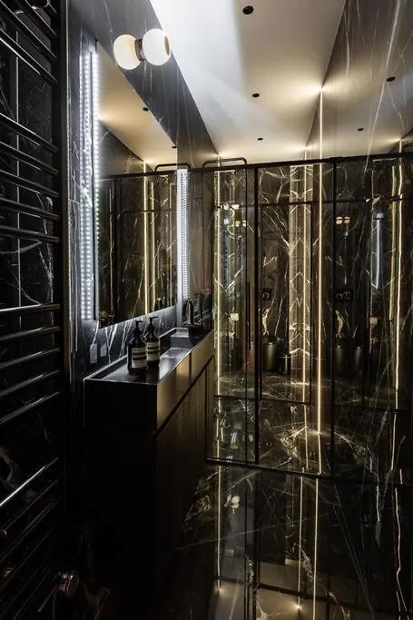 Luxueuse # 2 # Wagram # 17 París