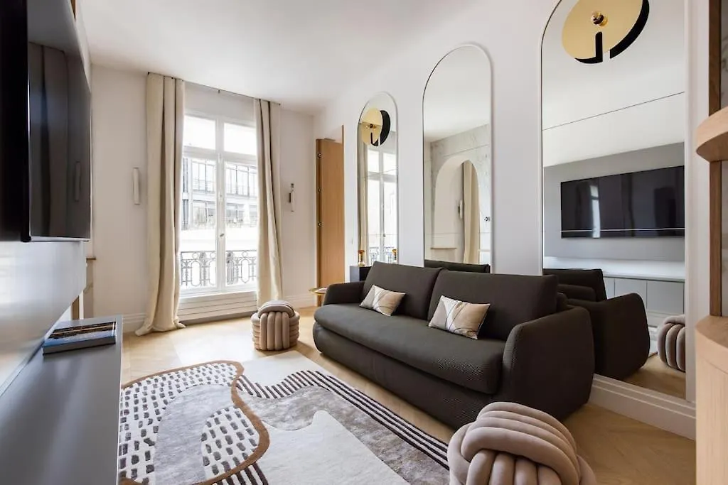 Luxueuse # 2 # Wagram # 17 Paris